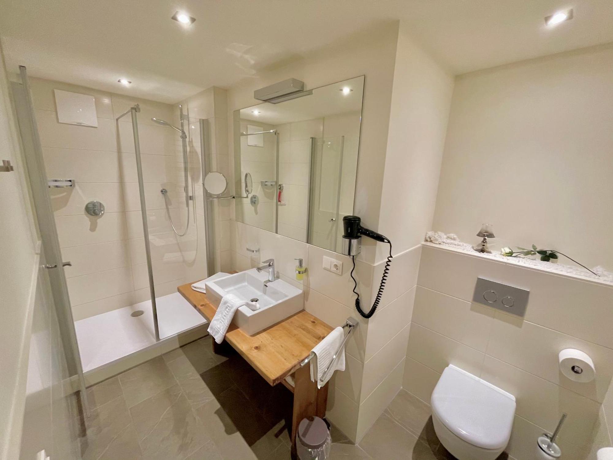 Aparthotel Kroesbacher Fulpmes Zewnętrze zdjęcie