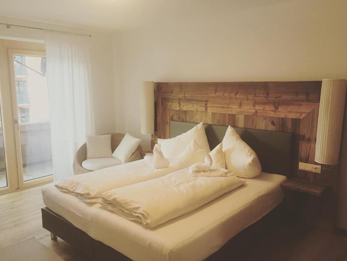 Aparthotel Kroesbacher Fulpmes Zewnętrze zdjęcie